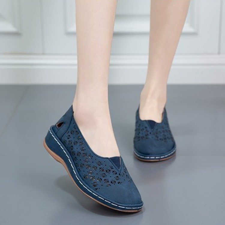 Women's casual shoes with floral cut-out design and comfortable sole Ivyshape