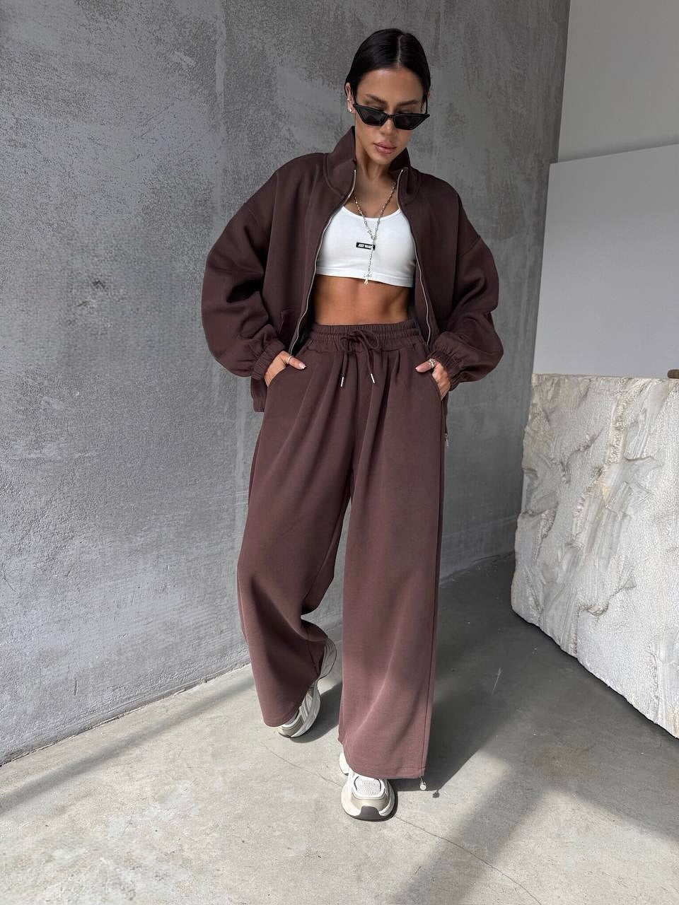Women's Casual Fleece Tracksuit with Wide Cut Pants and Oversized Jacket Ivyshape