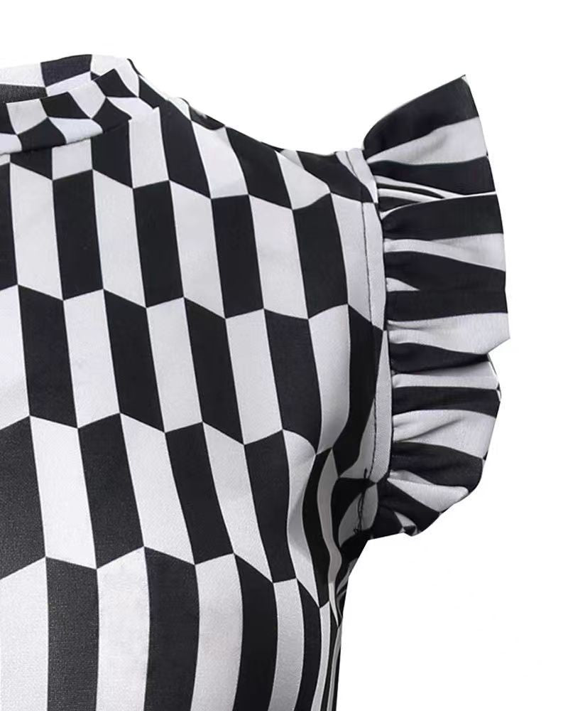 Women Figure-hugging dress with ruffle details and geometric pattern Ivyshape