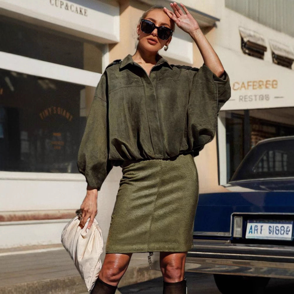 Women's elegant pencil skirt made of high-quality suede imitation with seamless finish Ivyshape