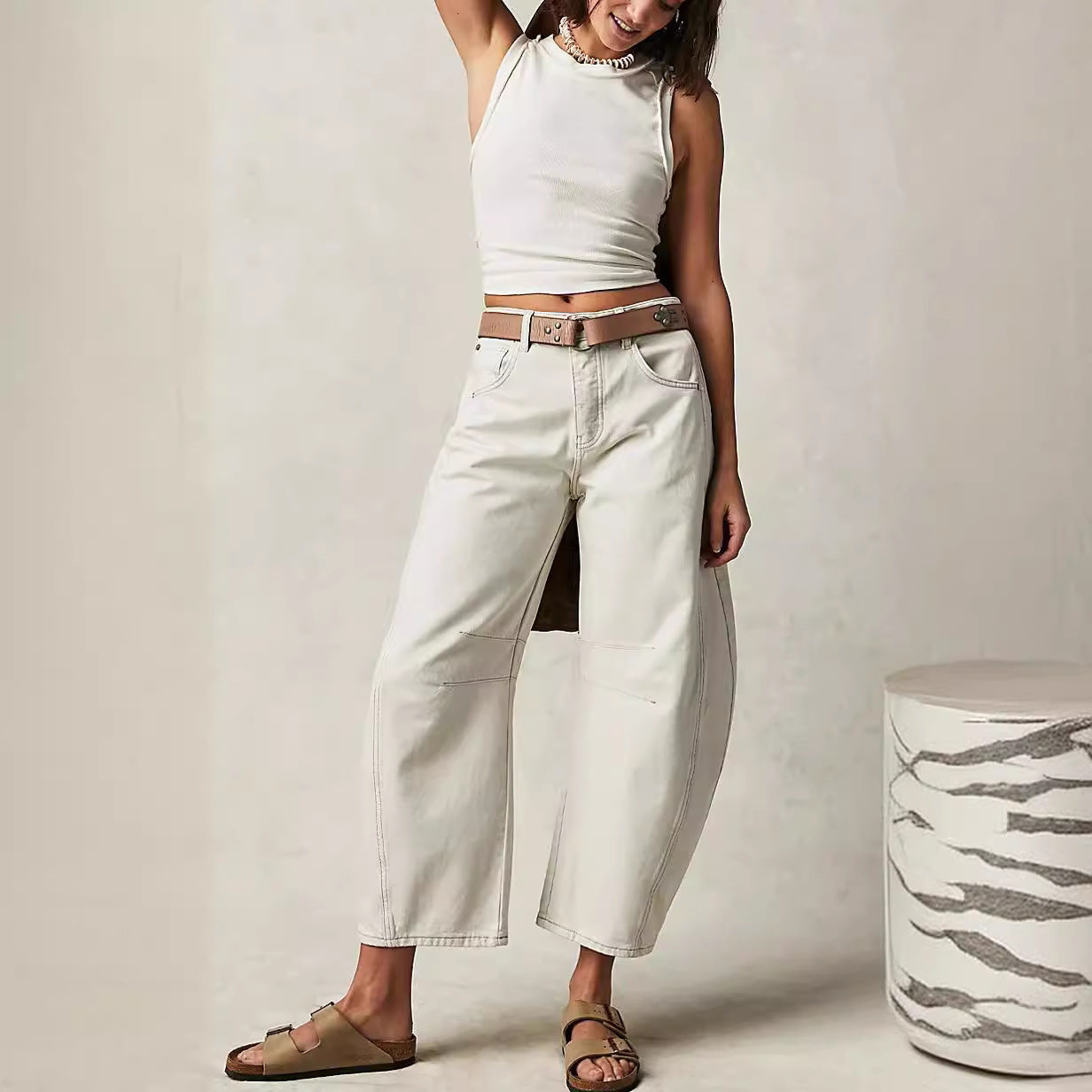 Women Wide Jeans in Vintage Style Ivyshape