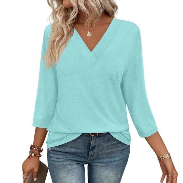 Women's V-neck top with half-length sleeves and side slits Ivyshape