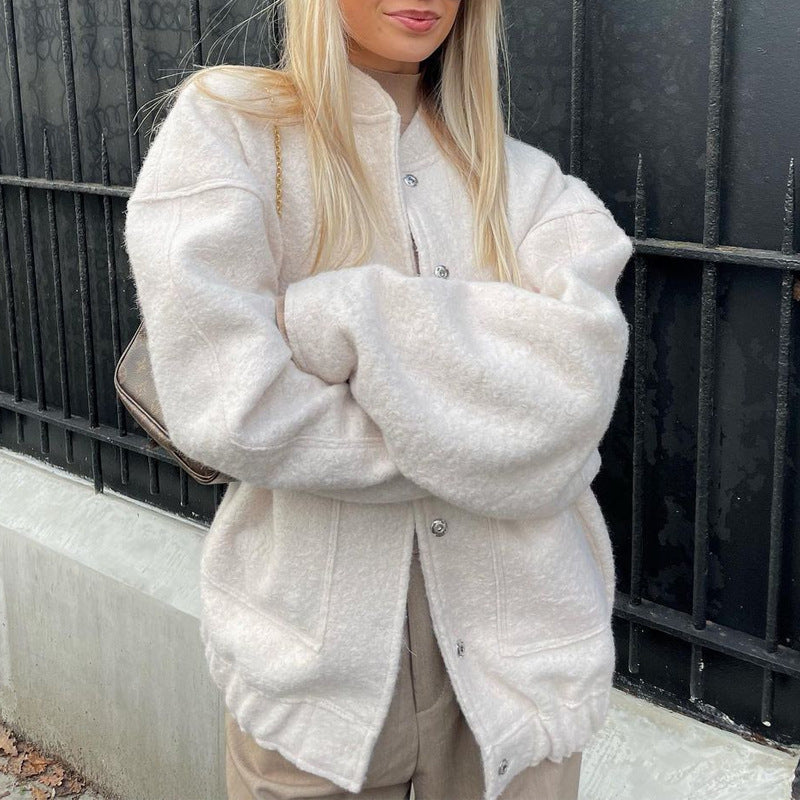 Women's Oversize Softshell Jacket with Large Collar and Practical Pockets Ivyshape