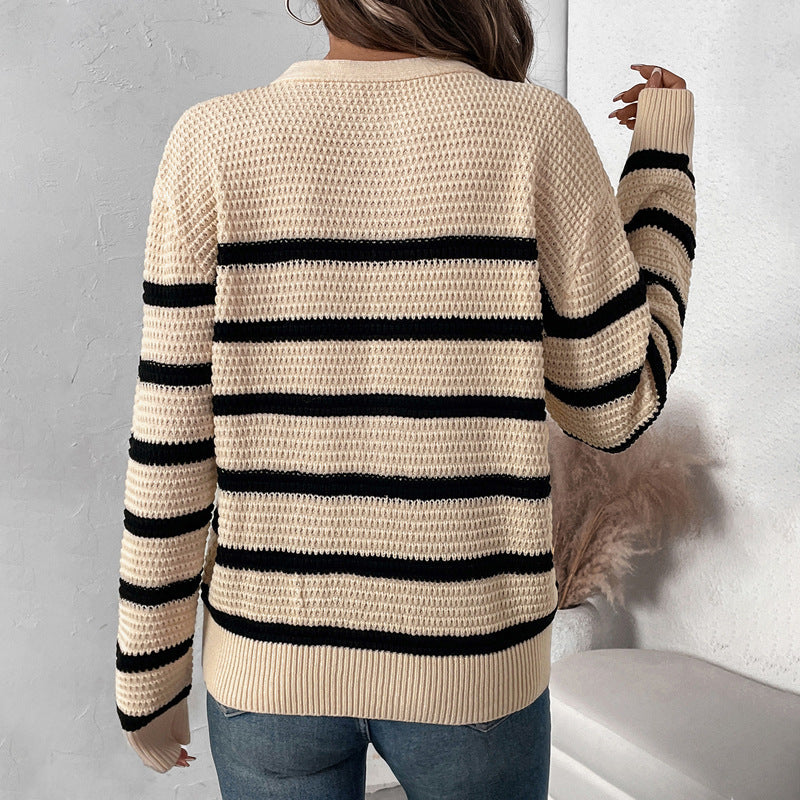 Women's striped pullover with button placket made of textured wool Ivyshape