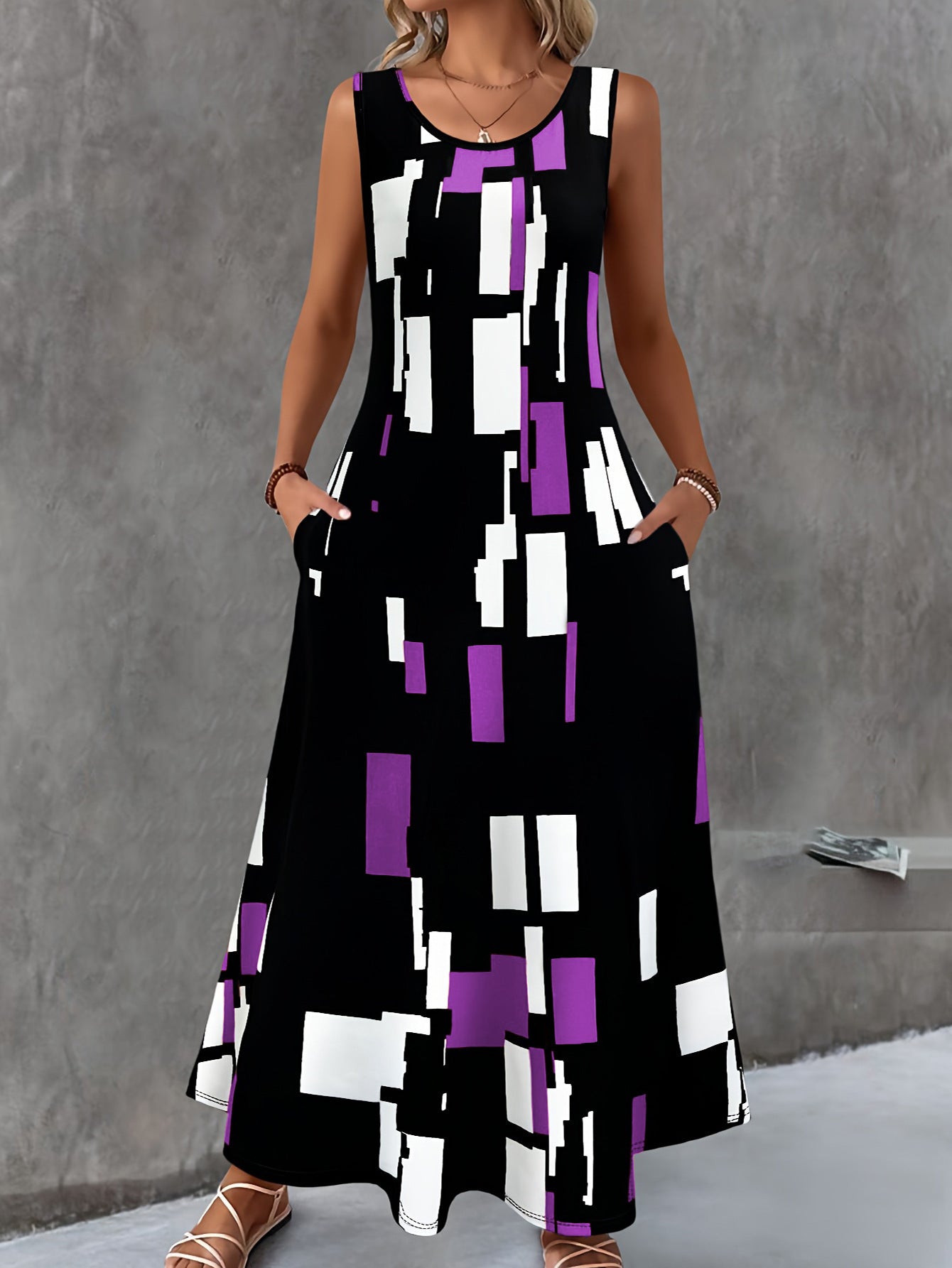Women's maxi dress with colorful graphic design Ivyshape