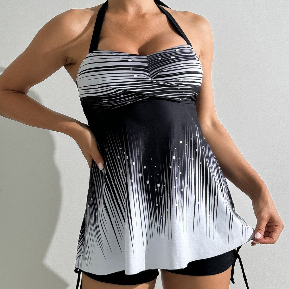 Ladies' tankini set with figure-flattering top and high-cut shorts Ivyshape