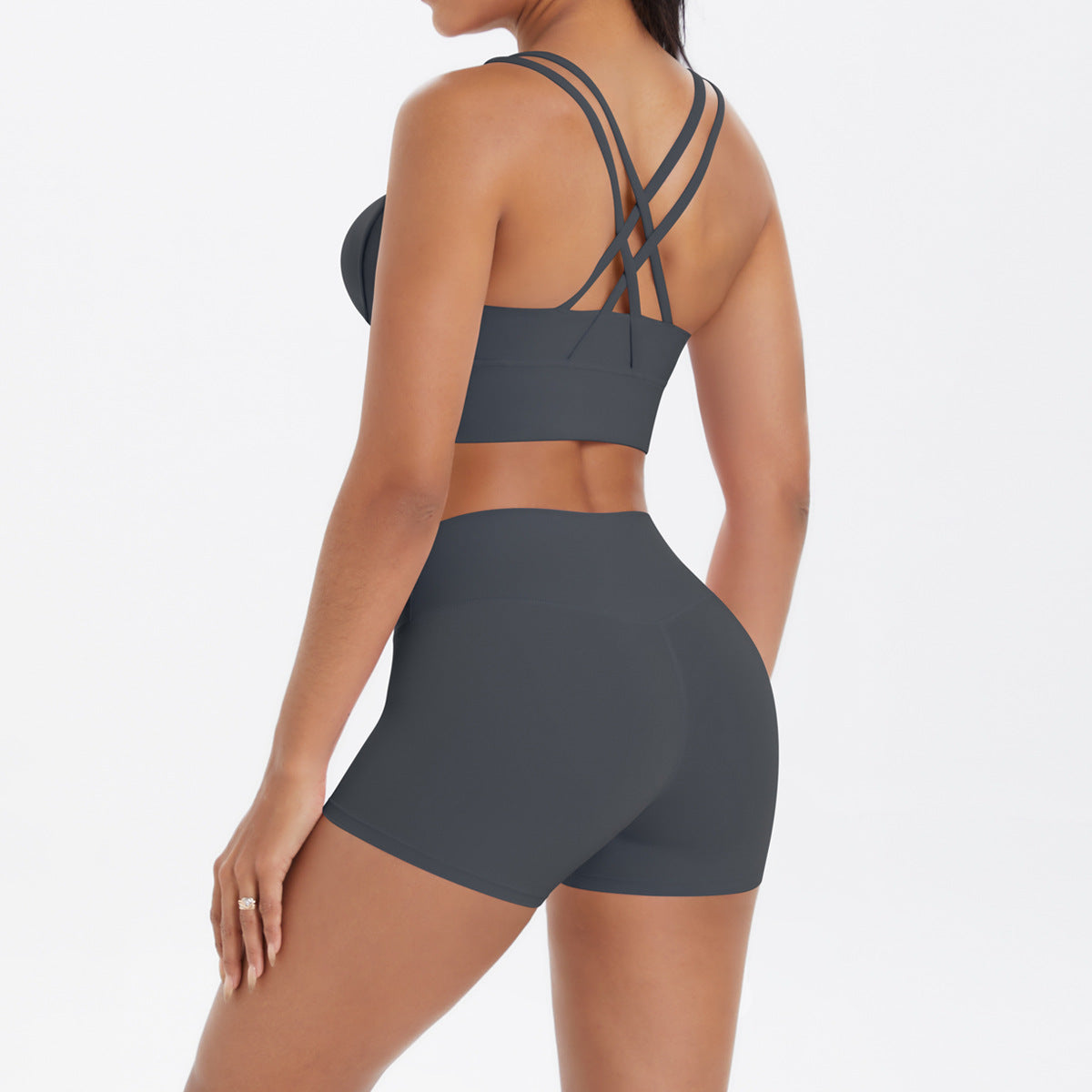 Women's sports bra with 4-way adjustable straps and high comfort Ivyshape