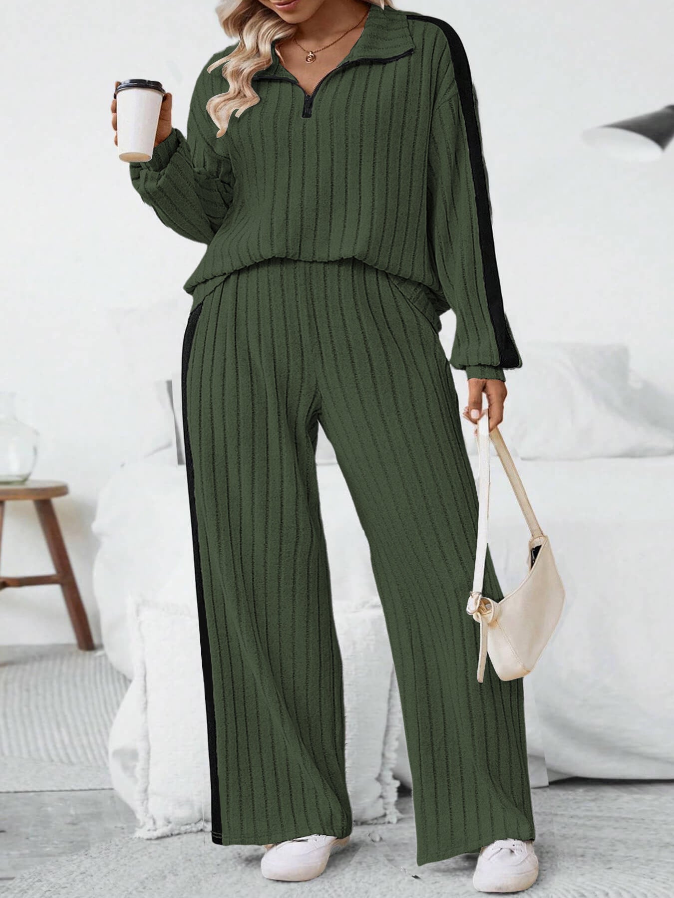 IvyShape | Designer Sweatshirt and Wide-Leg Pants Set