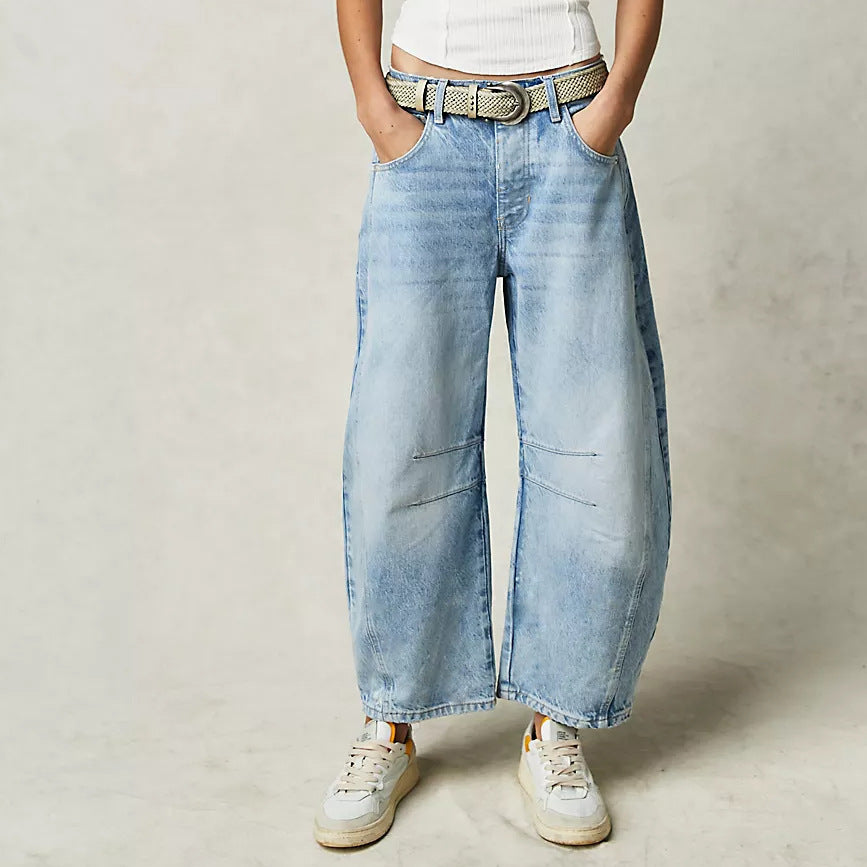 Women Wide Cut Jeans with Fashionable Used Look and Special Details Ivyshape