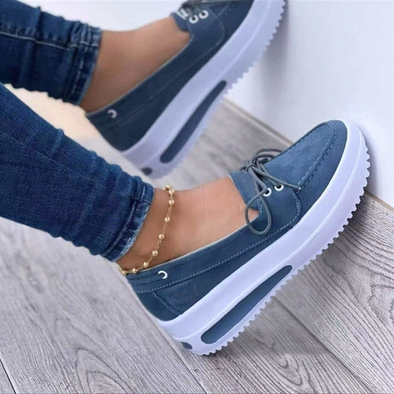 Women's sporty platform sneakers with soft upper material Ivyshape