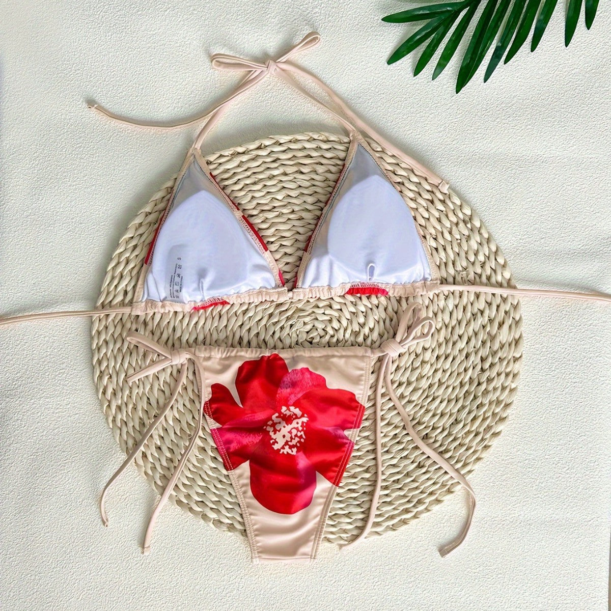 Women's triangle bikini with floral design and adjustable straps Ivyshape