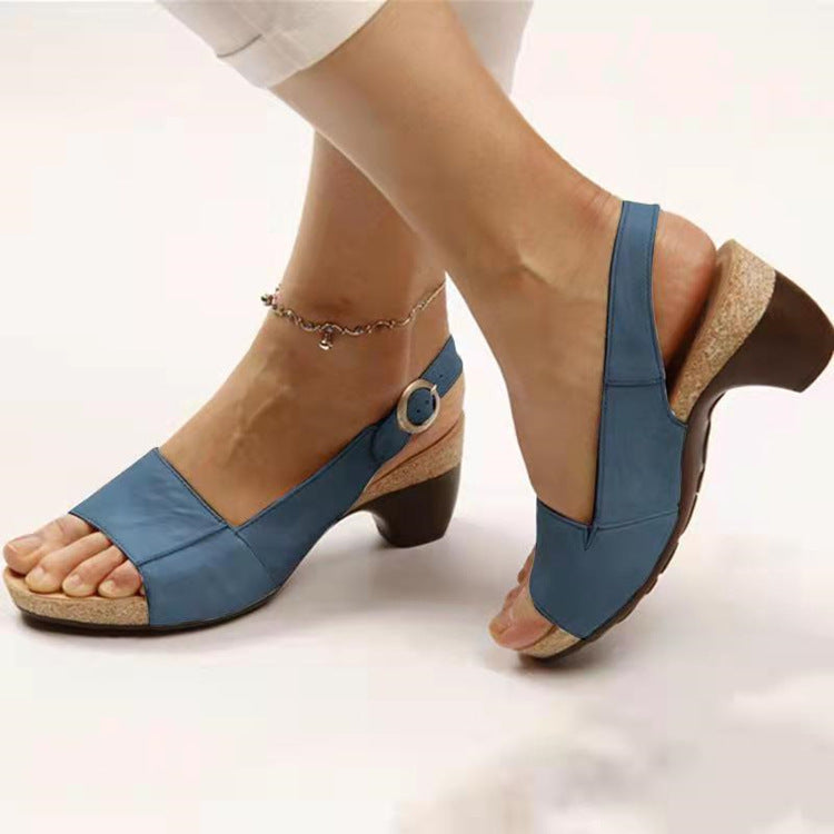 Women's Comfortable Heeled Sandals with Anatomical Footbed and Elegant Strap Ivyshape