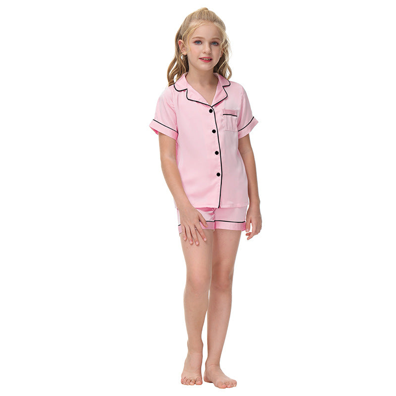 Women's Pajama Set made of lightweight and breathable satin Ivyshape