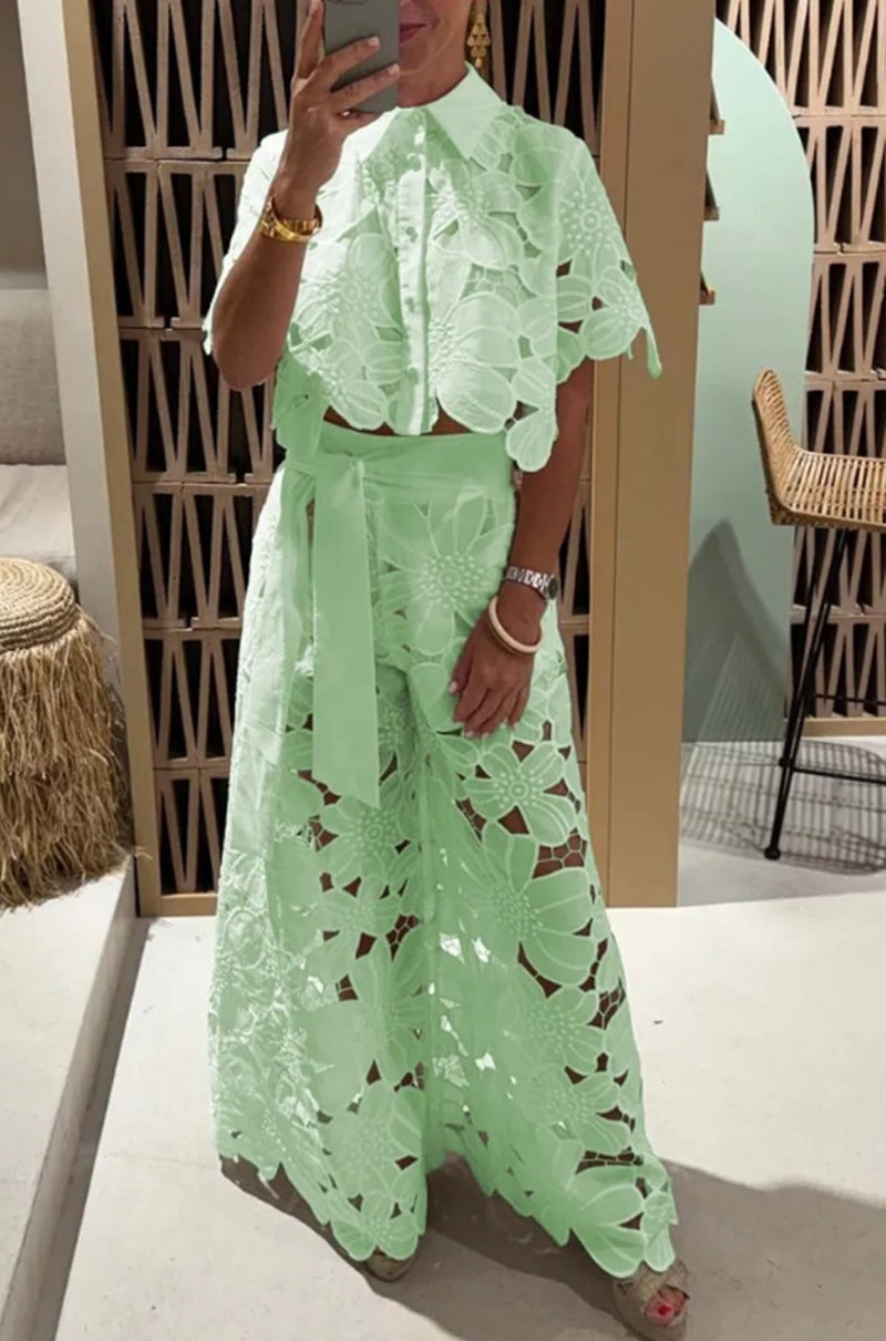 Women Elegant Summer Suit with Floral Lace Overlay Ivyshape