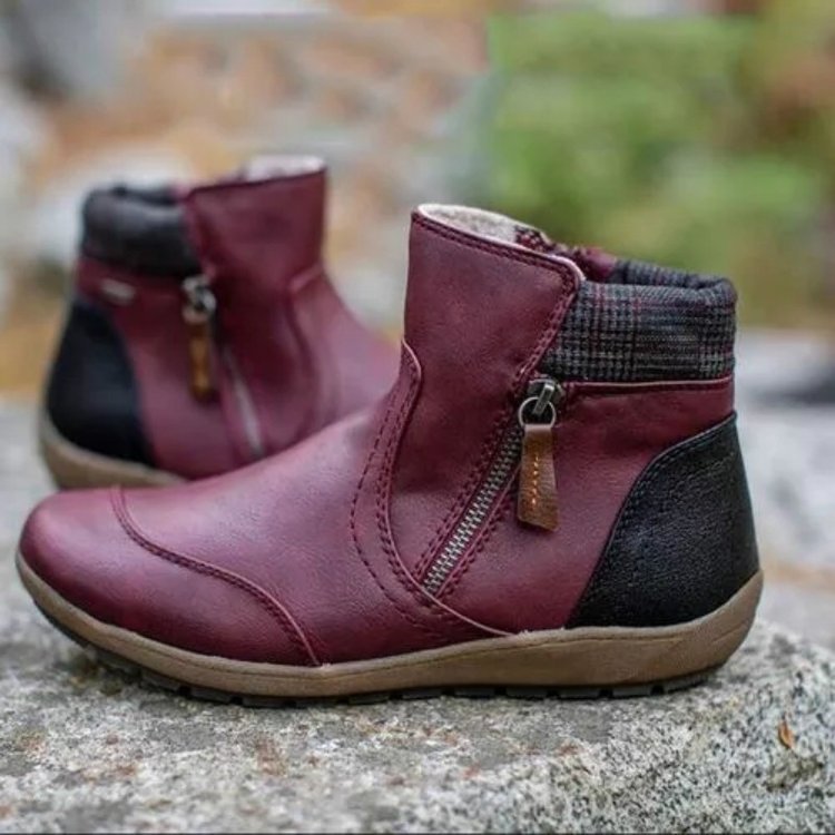 Ladies practical and cozy winter ankle boots with side zipper and elastic waistband Ivyshape