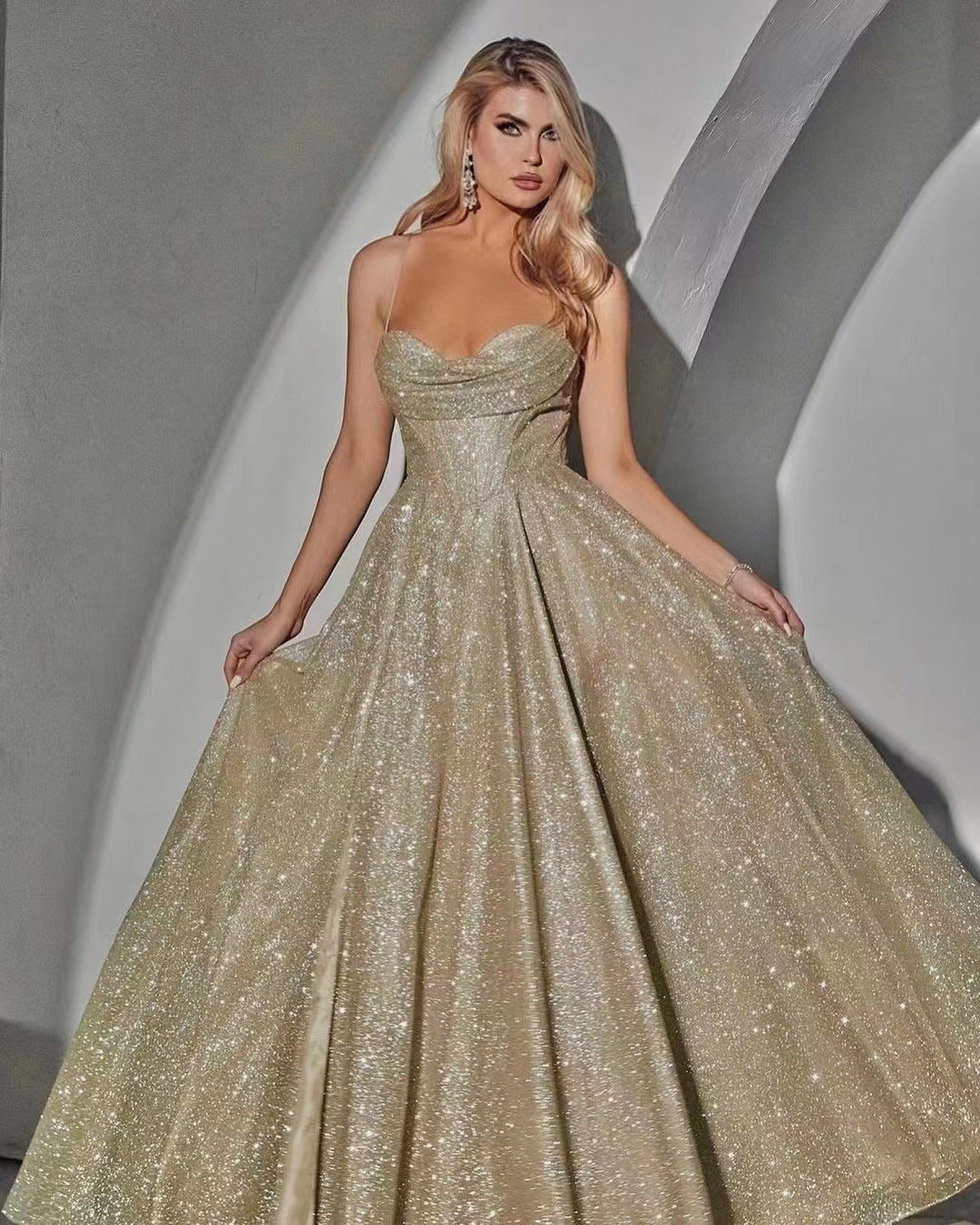 Women's Glamorous Evening Dress with Deep Back Cut and Glittering Fabric Ivyshape