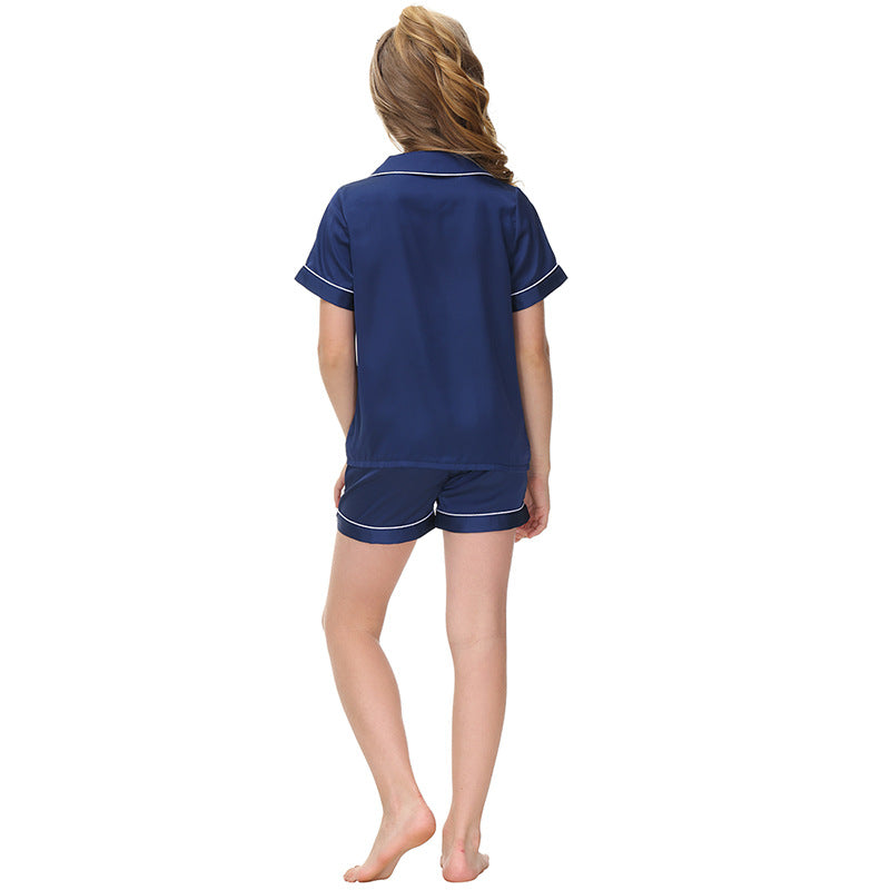 Women's Pajama Set made of lightweight and breathable satin Ivyshape