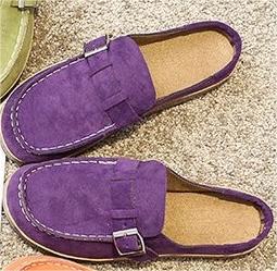 Women's clogs with elegant buckle design and comfortable footbed Ivyshape