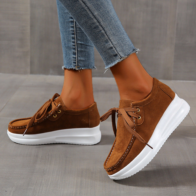 Ladies fashion sneakers with high comfort and sporty design Ivyshape