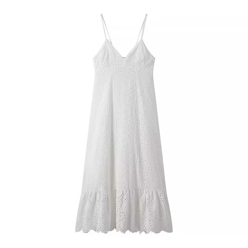 IvyShape | V-Neck Embroidered Lace Fitted Spaghetti Strap Dress