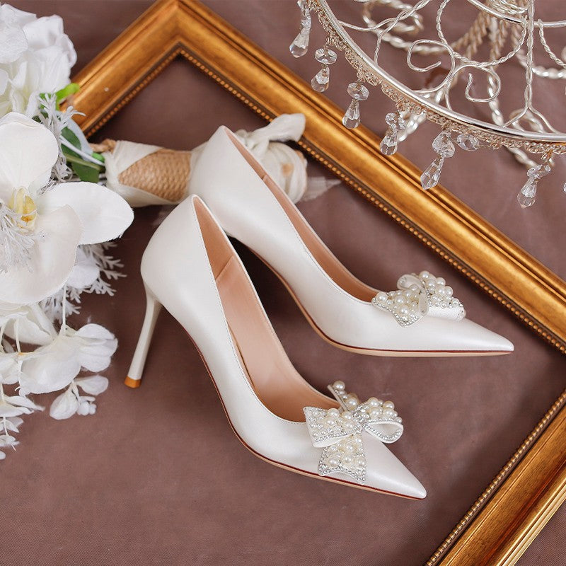 Ladies High-Quality Wedding Pumps with Pearl Application and Sophisticated Bow Detail Ivyshape