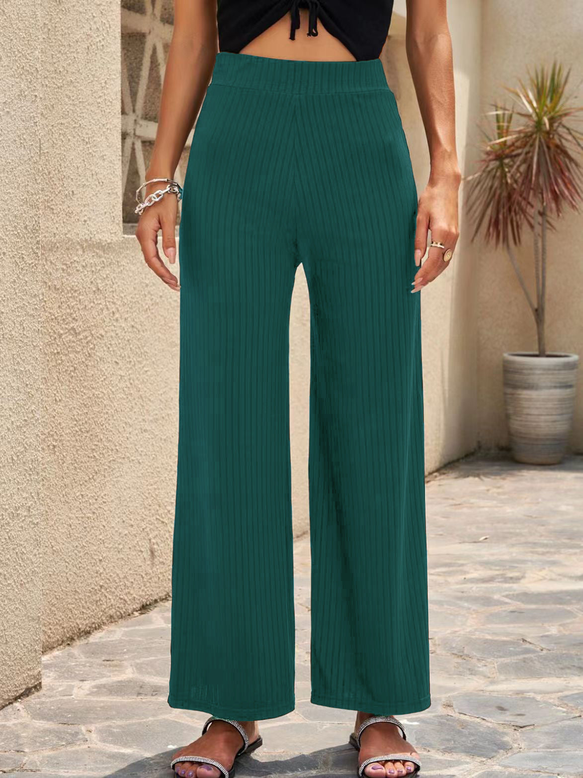 Ladies wide, striped pleated trousers with high waistband and elastic waistband Ivyshape