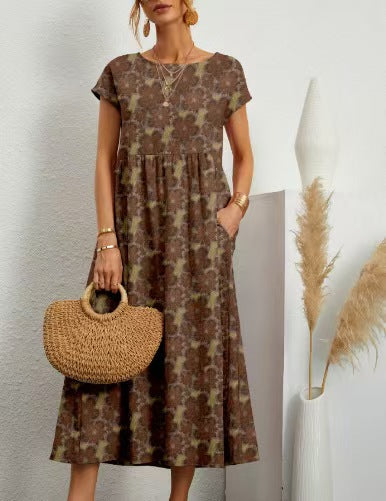 Women’s maxi dress with casual cut and floral pattern Ivyshape