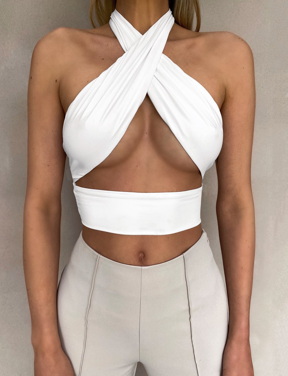 Women Cropped Top with Elegant Loop Design Ivyshape