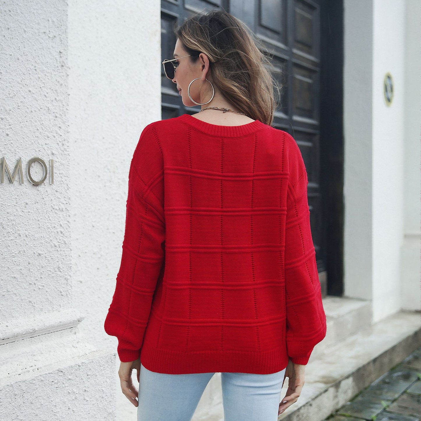 Women's chic knit sweater with textured wave pattern Ivyshape