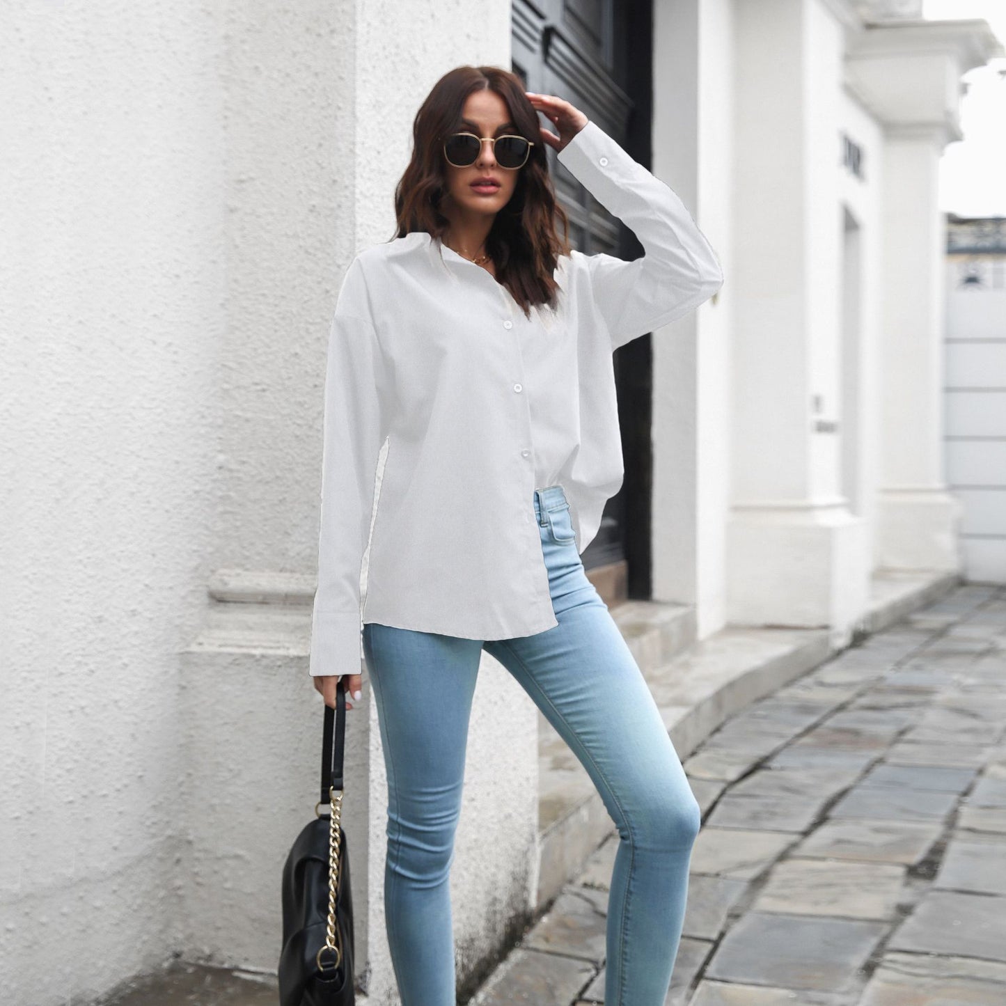 Ladies Elegant Blouse with Classic Cut and Casual Flair Ivyshape