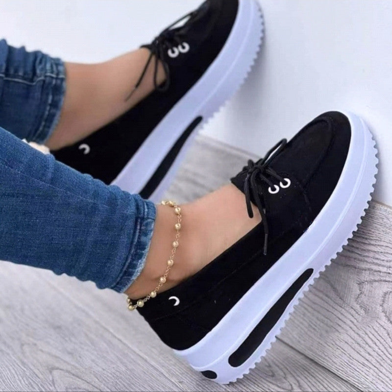 Women's sporty platform sneakers with soft upper material Ivyshape