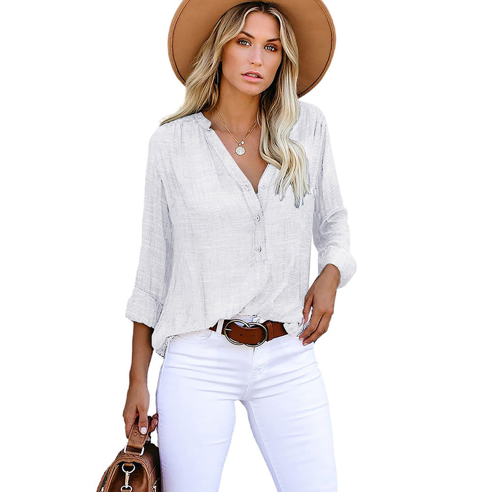 Women Light and airy blouse with button placket Ivyshape