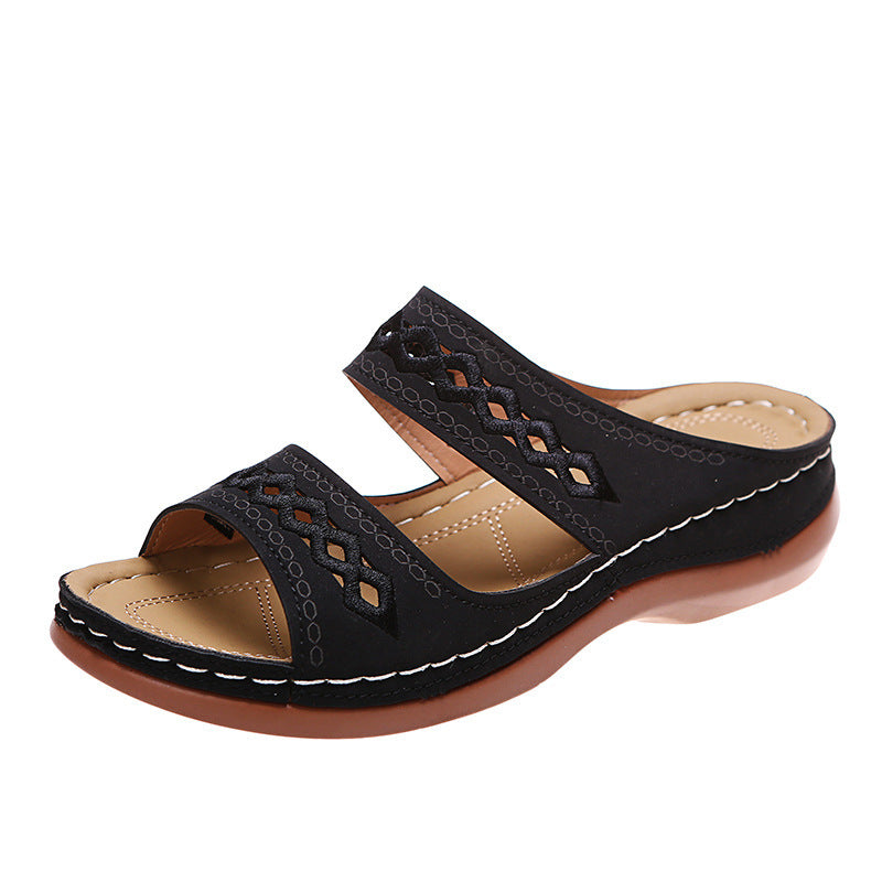 Ladies comfortable and fashionable slides with elegant details Ivyshape