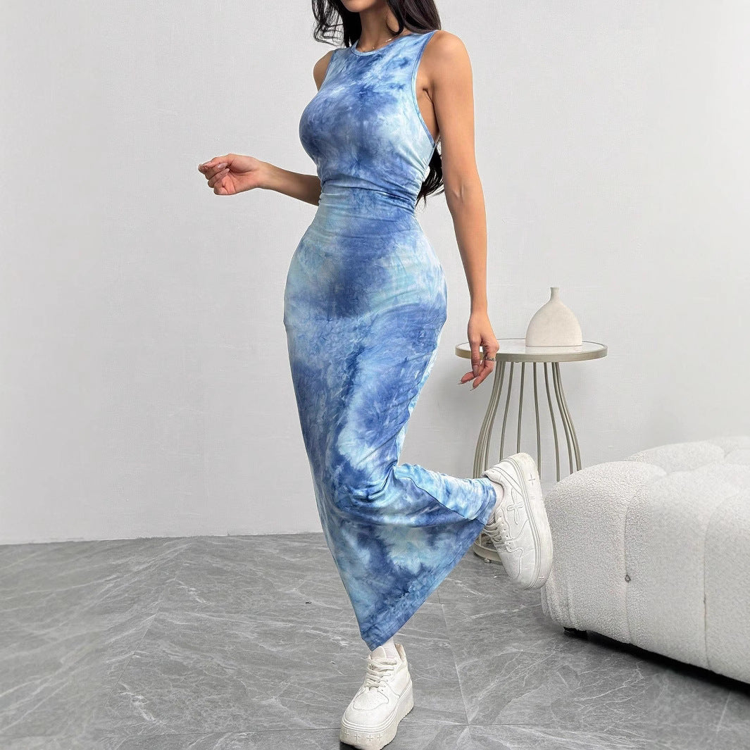 Women Elegant and figure-hugging maxi dress in modern tie-dye design Ivyshape