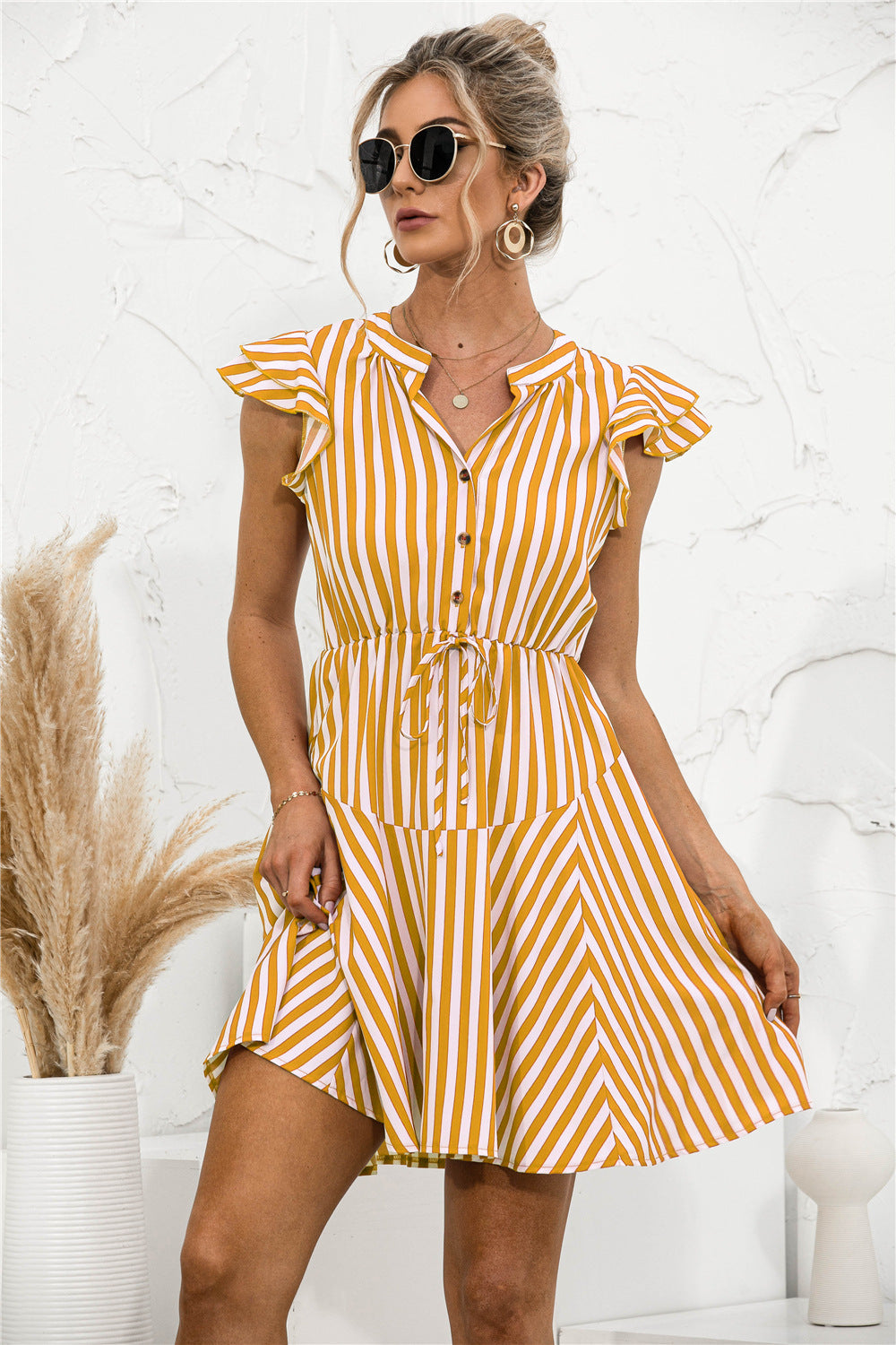 Women's short sleeve dress with a stylish check pattern and elastic waist drawstring Ivyshape