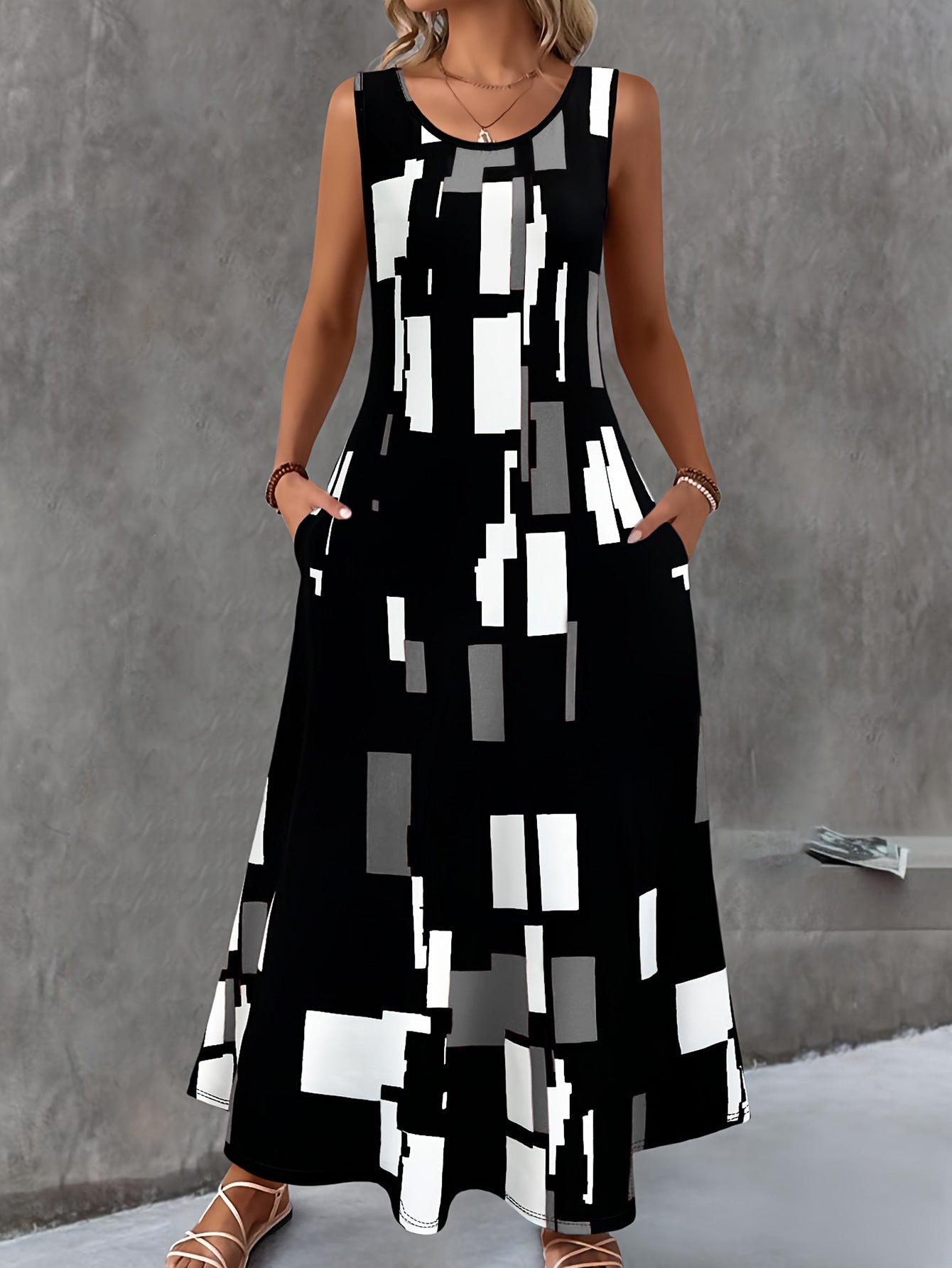 Women's maxi dress with colorful graphic design Ivyshape