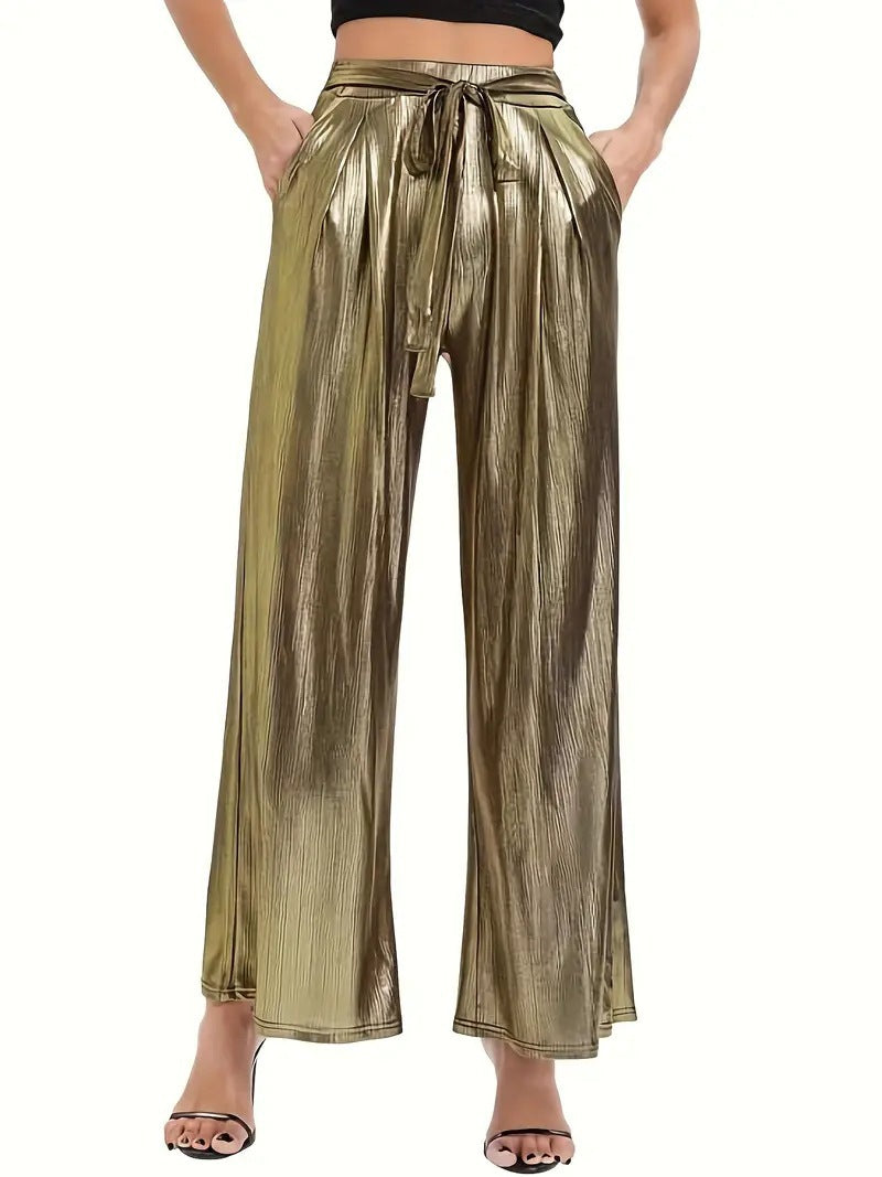 Ladies elegant pleated trousers with glossy finish Ivyshape