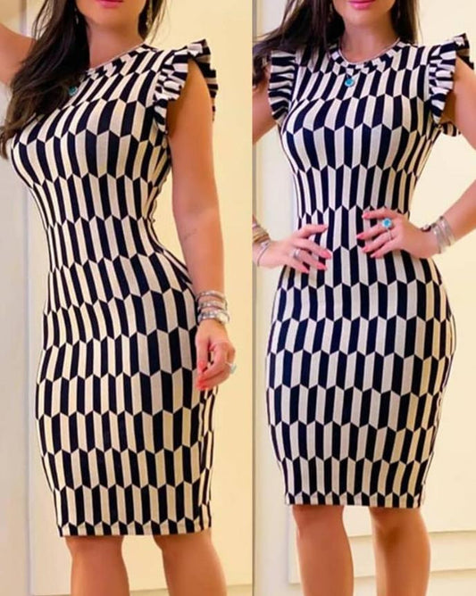 Women Figure-hugging dress with ruffle details and geometric pattern Ivyshape