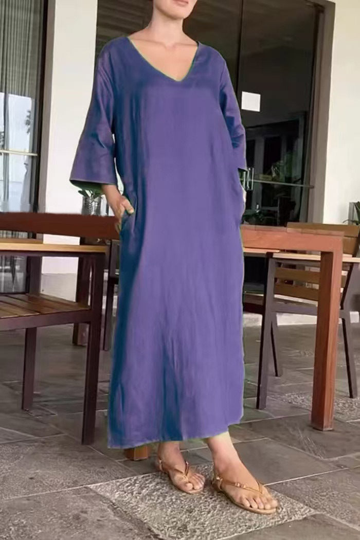 Ladies airy maxi dress made of breathable cotton with V-neck and practical pockets Ivyshape