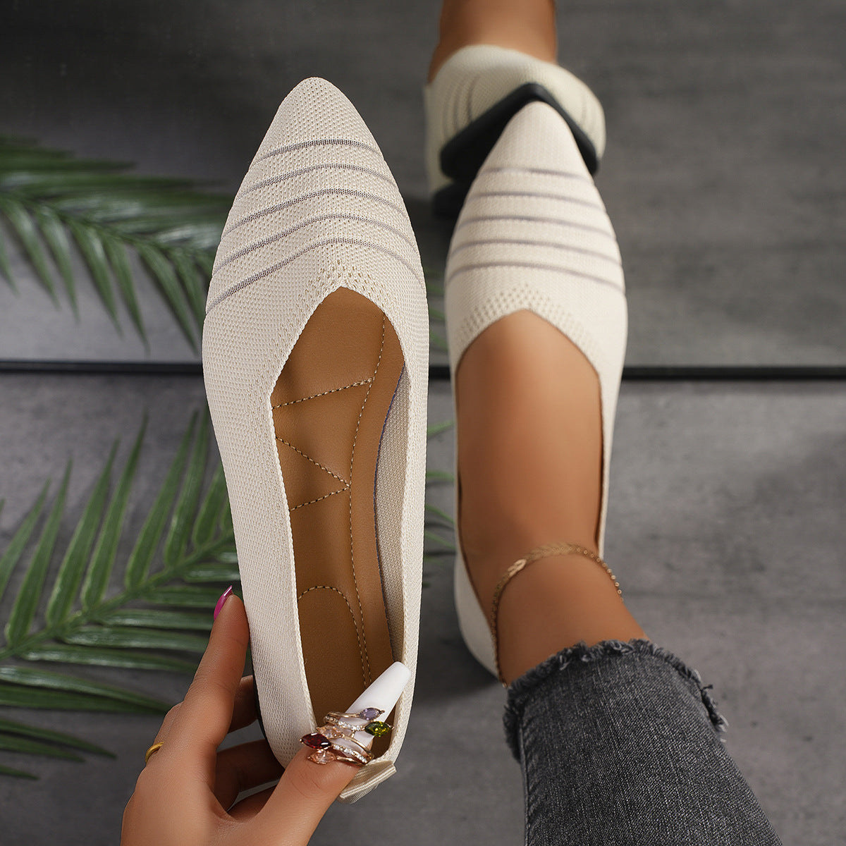 Women striped knit pointed shoe flats Ivyshape