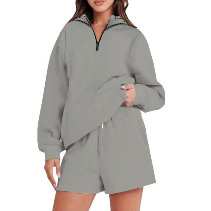 Women’s Casual Hoodie with Short Zipper and Practical Pockets Ivyshape