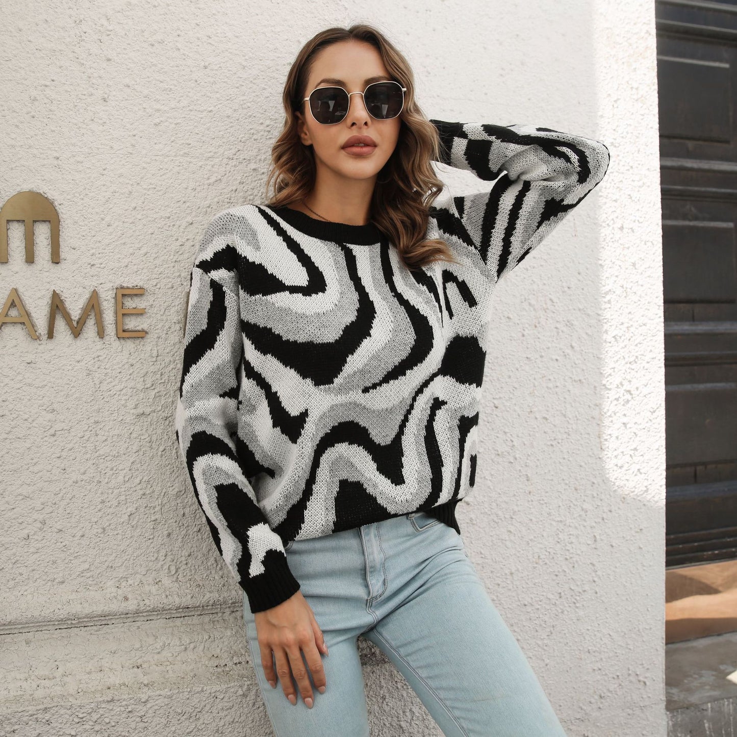 Women's Casual Sweater with Unique Wave Pattern Ivyshape