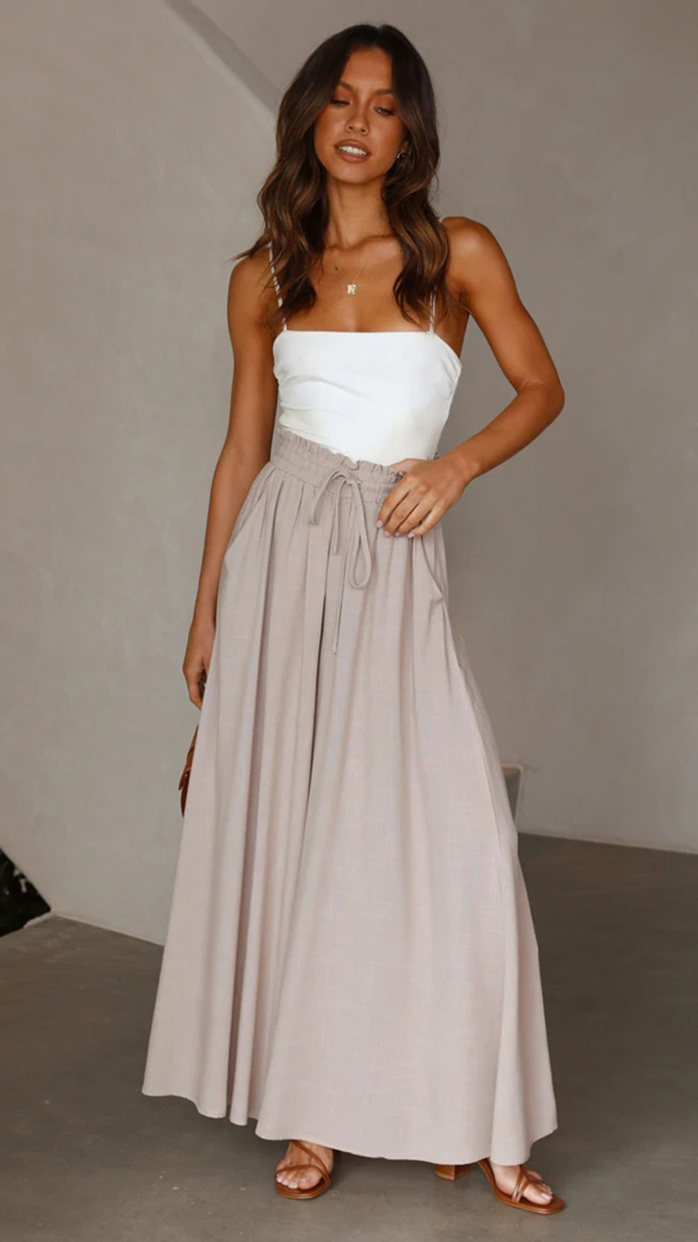 Maxi skirt in boho style for women with drawstring waistband Ivyshape