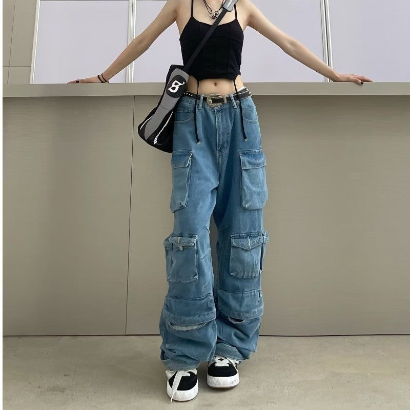 Women's cargo jeans in a casual oversized cut with many practical pockets Ivyshape