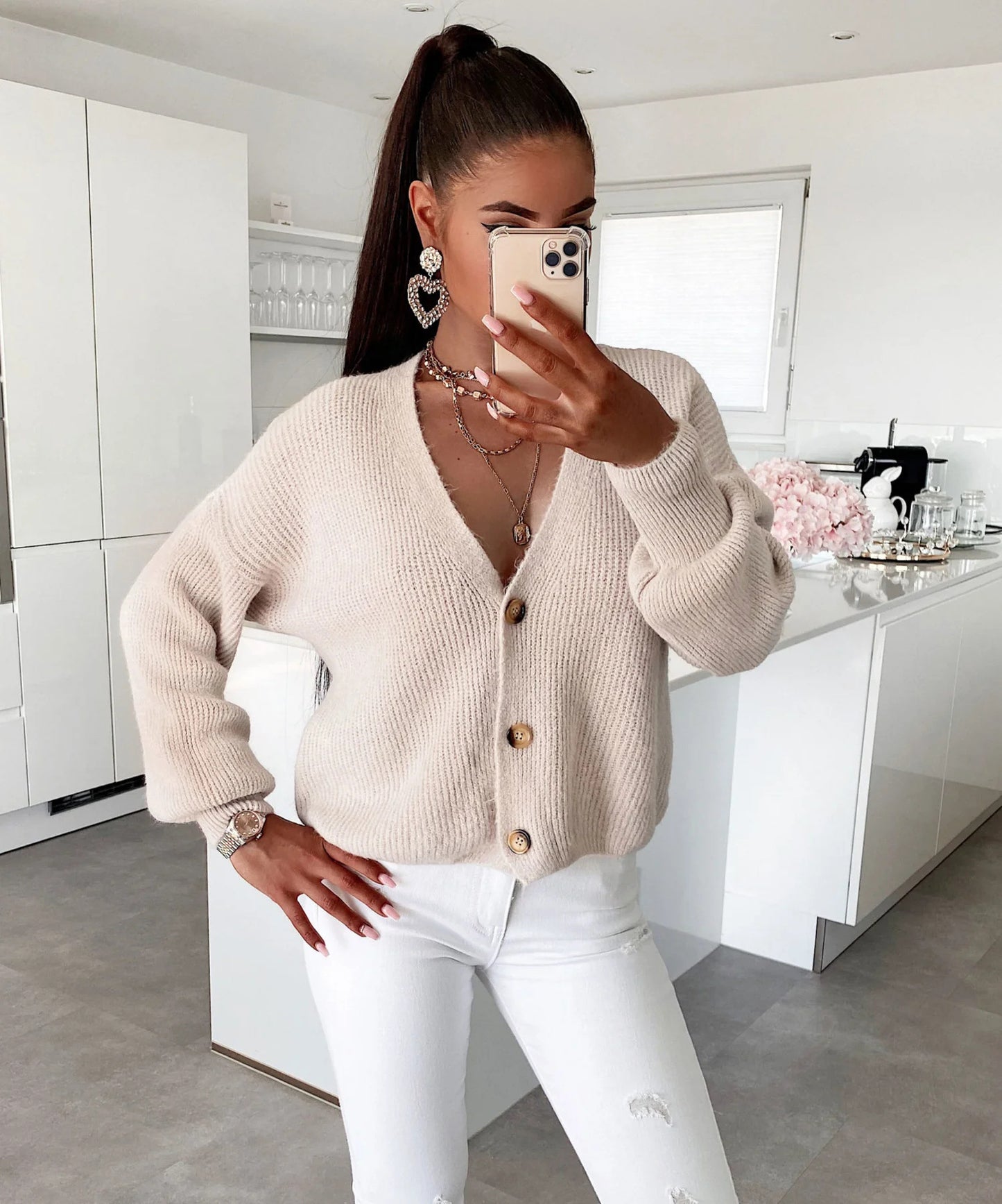 Women's cardigan with voluminous sleeves and high-quality wooden buttons Ivyshape