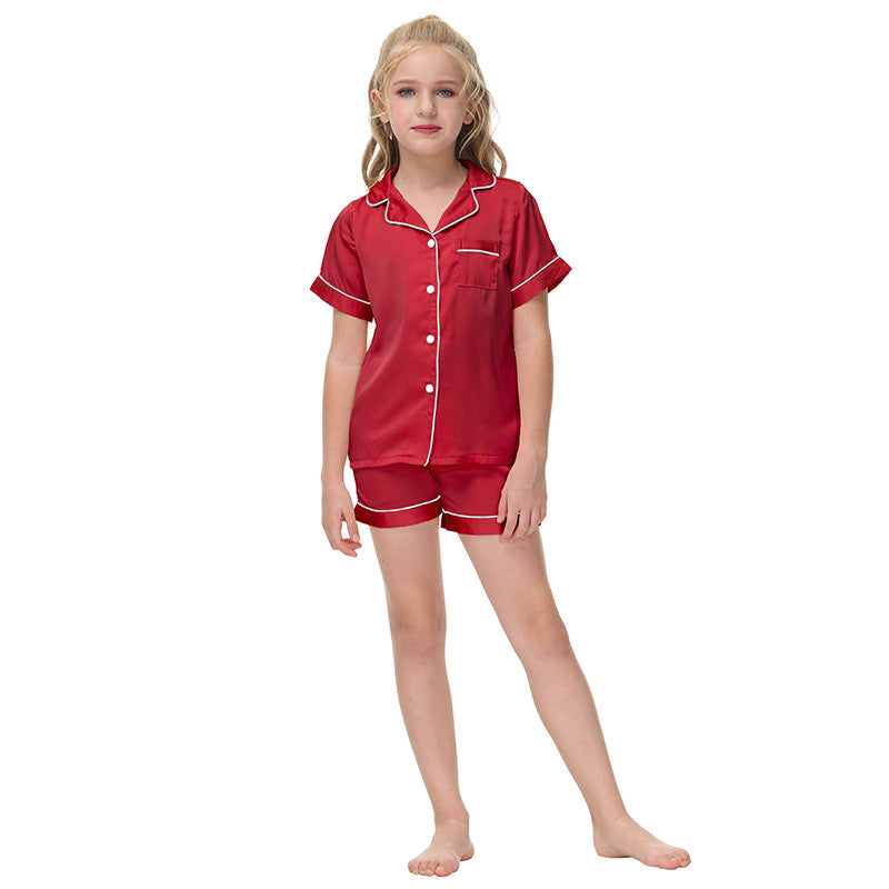Women's Pajama Set made of lightweight and breathable satin Ivyshape