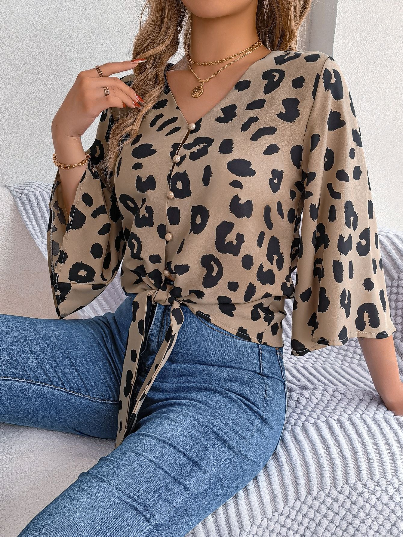 IvyShape | Leopard Print Tied Chiffon Shirt Top