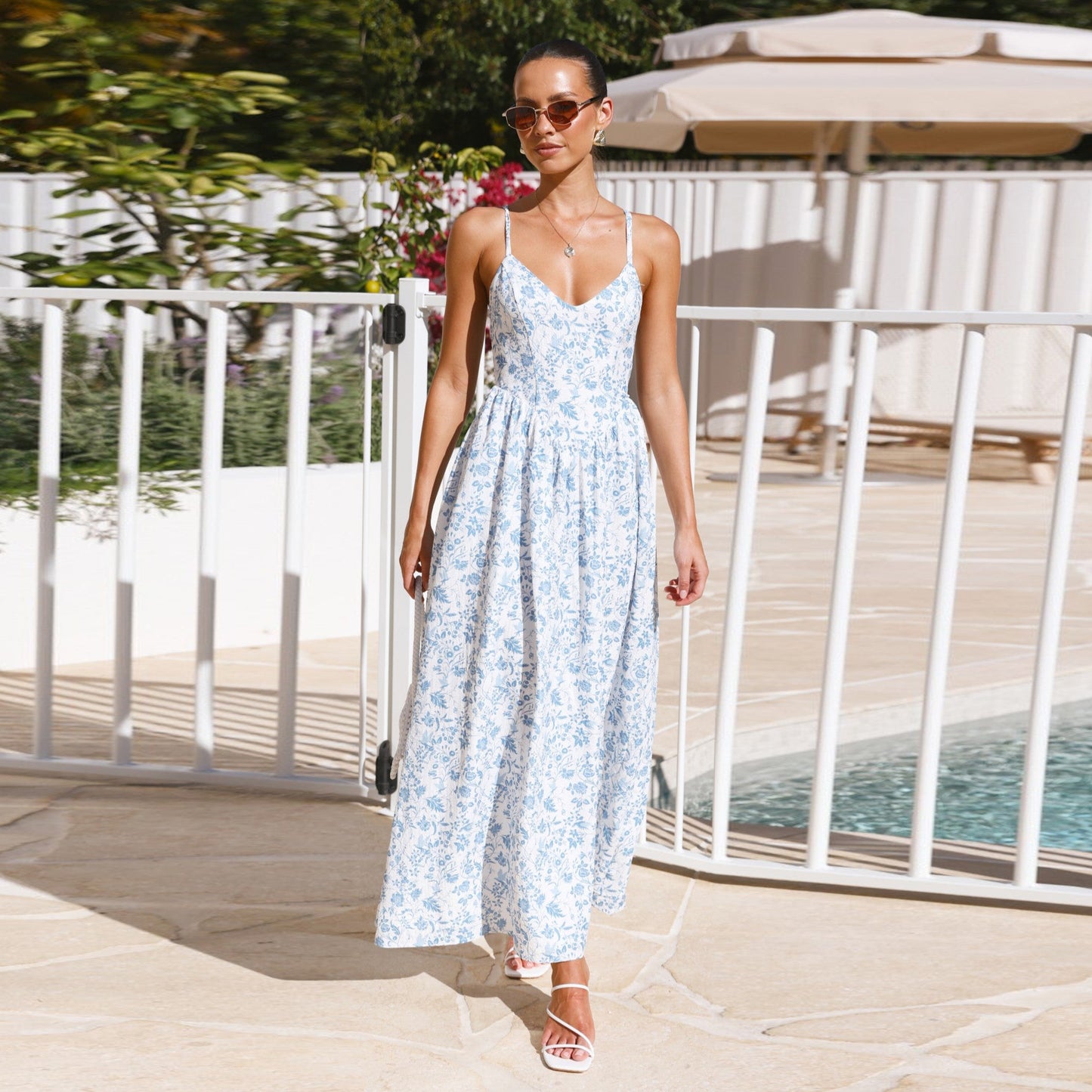 Ladies Maxi Dress with Floral Patterns Ivyshape