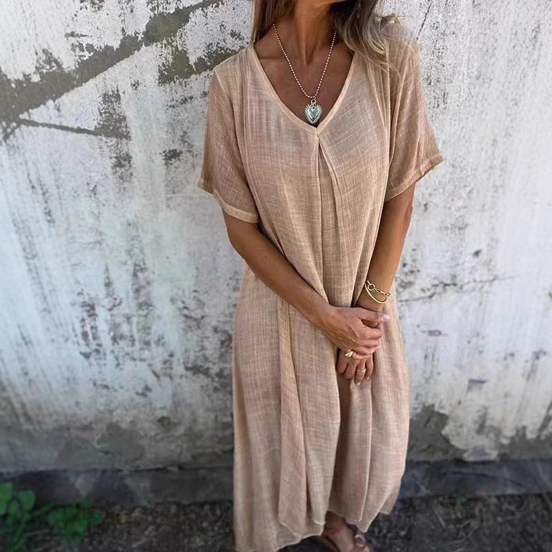 Ladies airy dress with V-neck and casual fit Ivyshape