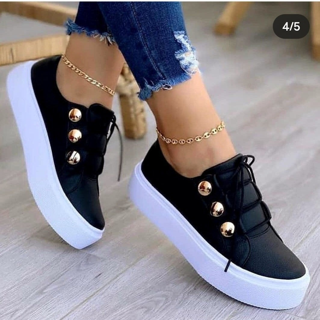 Ladies Fashion Platform Sneakers with Glossy Lacing Details and Breathable Upper Material Ivyshape